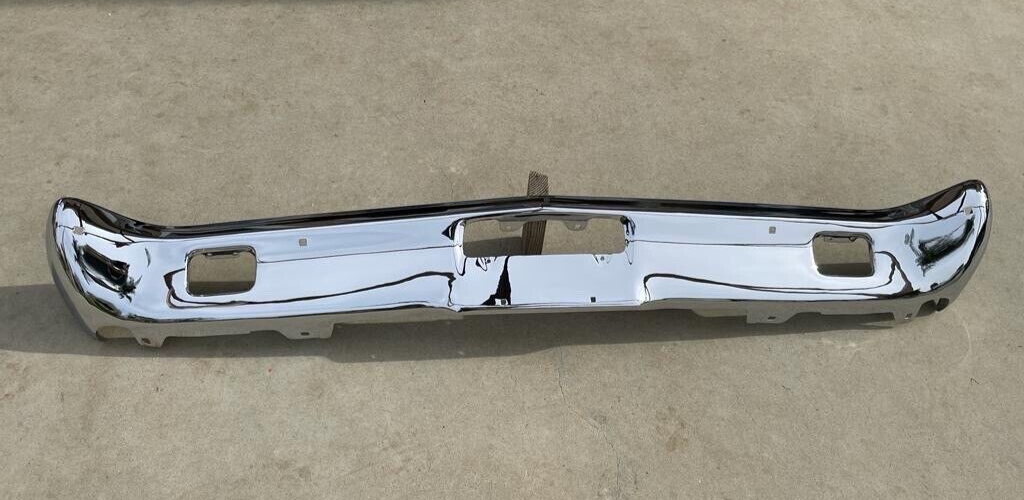 S FORD GALAXIE 500 NEW TRIPLE PLATED CHROME FRONT BUMPER 1969-1970