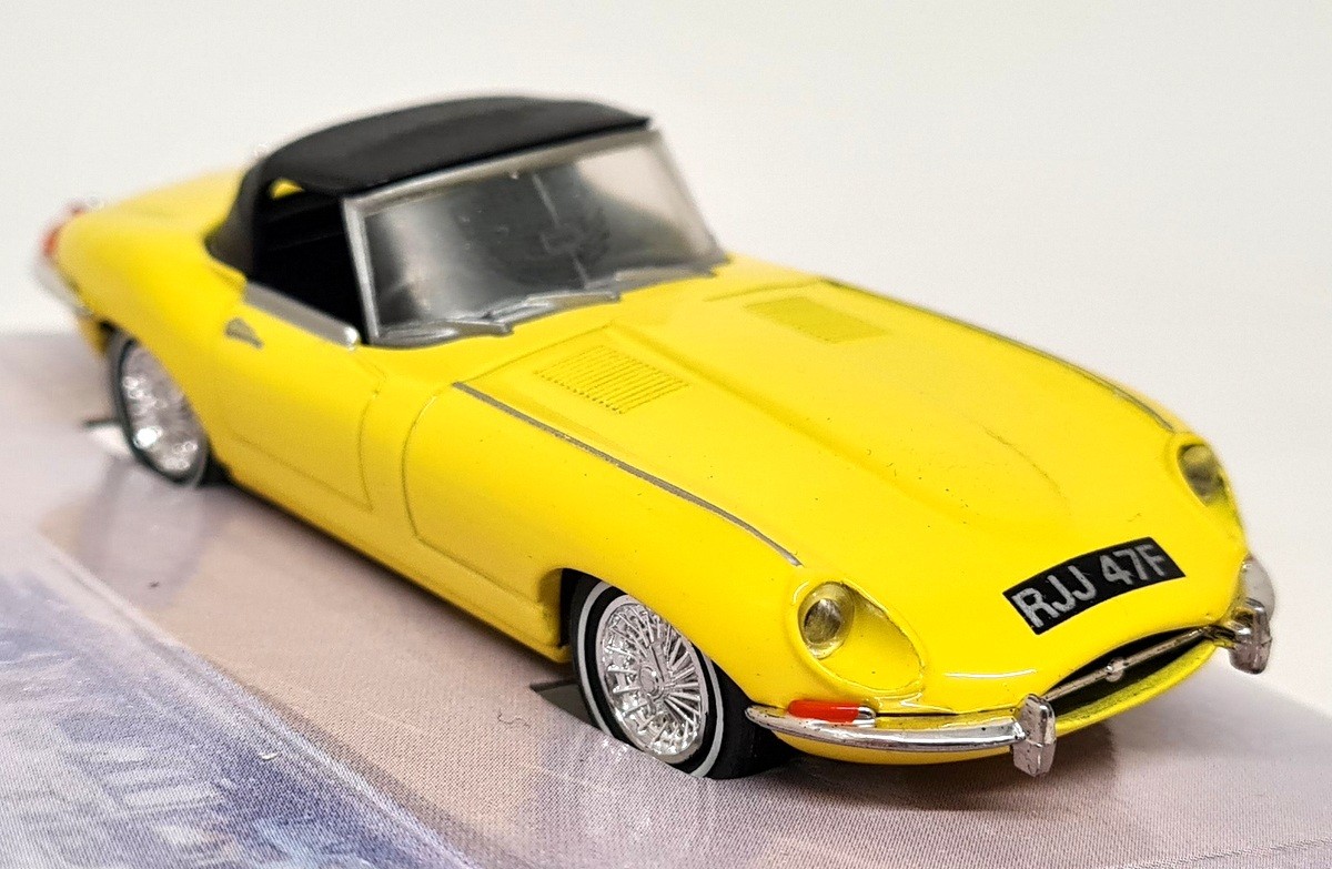 Dinky 1/43 Jaguar E-Type MK 1.5 1967 Yellow DY-1B Diecast Scale Model Car