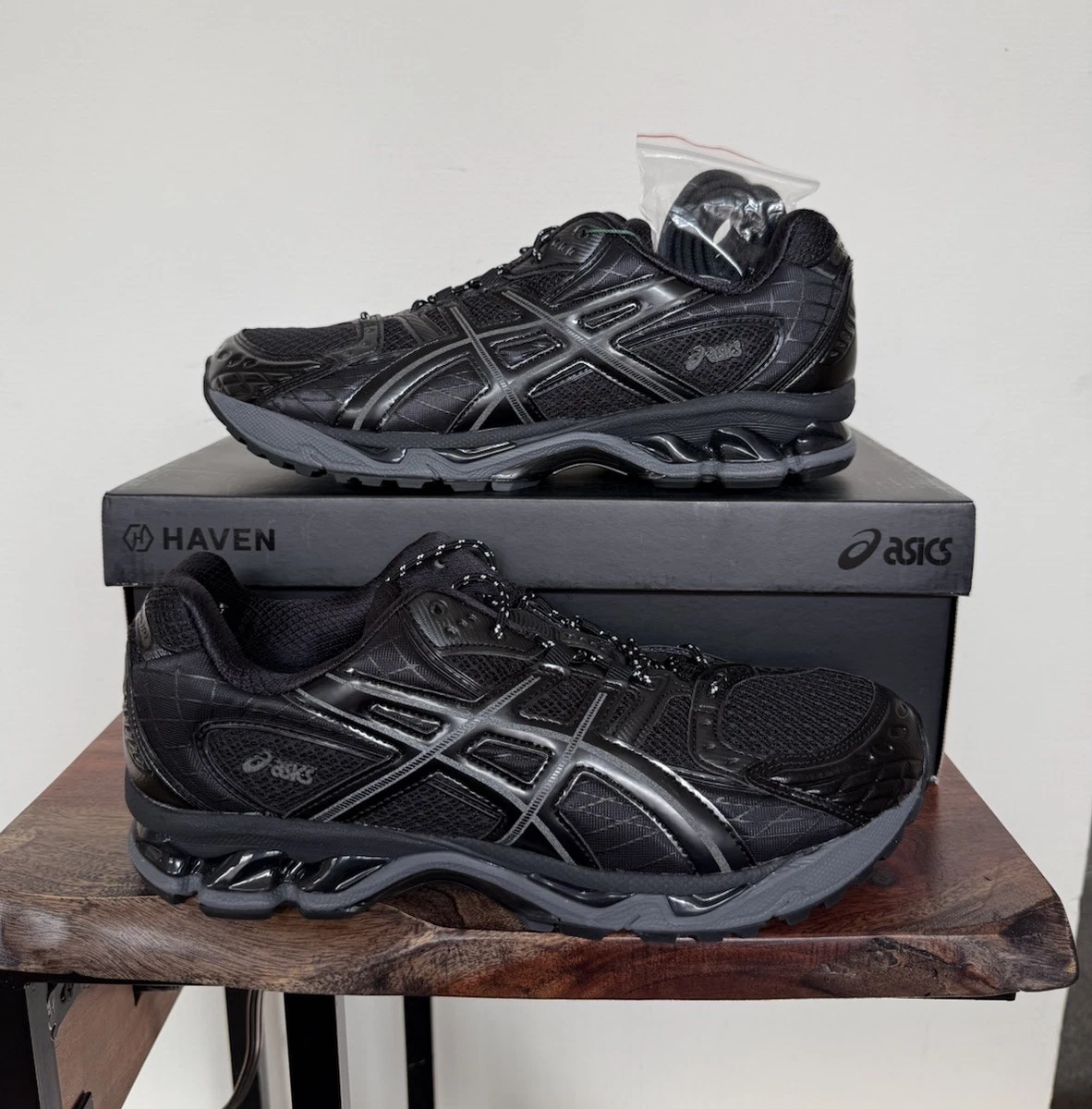 Haven x ASICS Gel Nimbus 10.1 Black for Sale | Authenticity