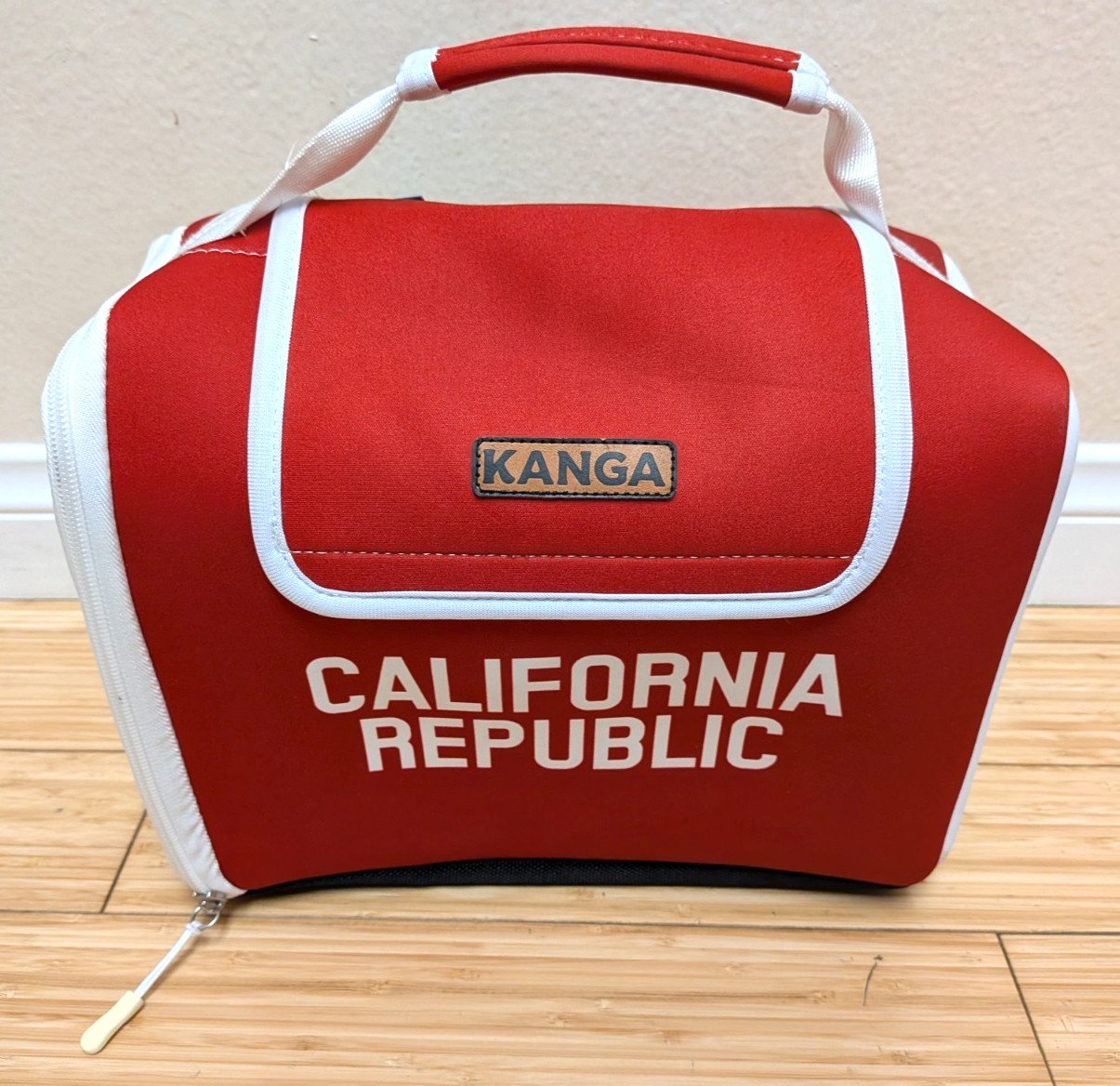 Kanga Coolers Kase Mate- California Republic- 12 Pack No Ice Needed Soft Cooler