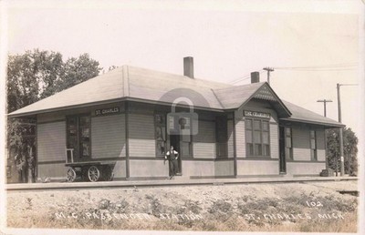 Railroad M.C. Passenger Station, St. Charles MI 1912 RPPC Photo Postcard COPY