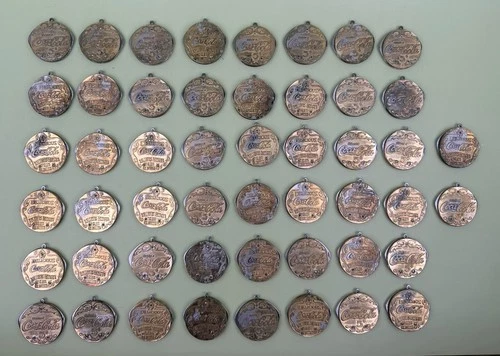 Lot Of 50 Vintage Novelty Coca Cola 2 Blade Round Folding Knives Matte Metal USA