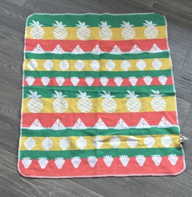 David Fussenegger | Juwel white fruit baby blanket, strawberry, pineapple, lemon