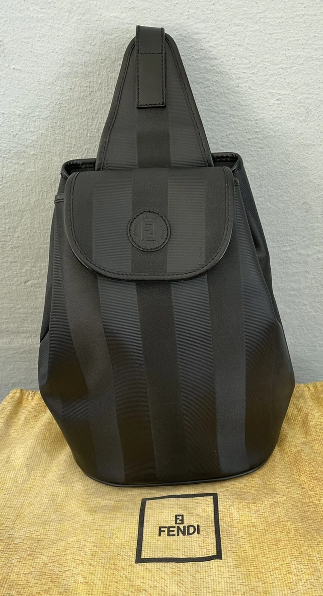 Faux sac top a dos fendi