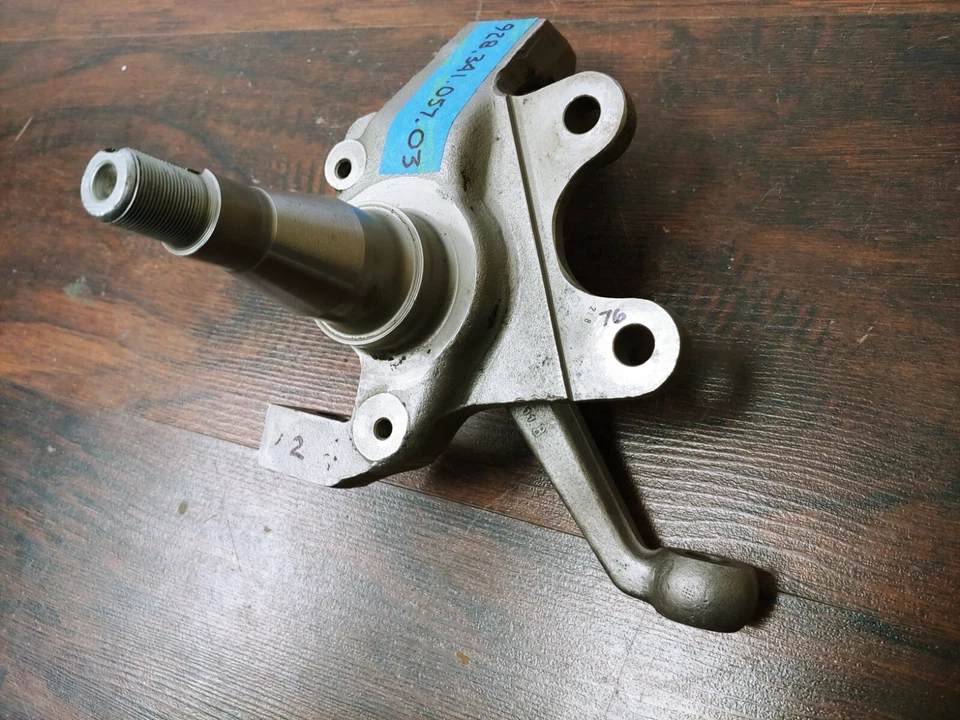 VERY NICE USED ORIGINAL GENUINE PORSCHE 928 LEFT FRONT STEERING HUB SPINDLE #2 - Image 2 of 4