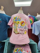 Buc-ee's Womens 4X Pink Graphic T-Shirt Colorful Lone Star State of Mind Texas