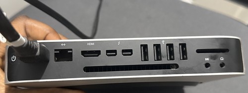 APPLE MAC MINI A1347 | APPLE M2 | 250GB | 8GB RAM | SEQUOIA - Afbeelding 5 van 6