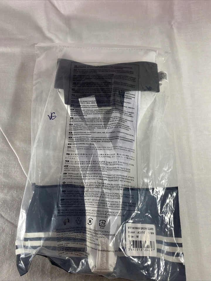 Groin Guard 女式,世界跆拳道武术,尺寸 M 阿迪达斯  — 第 2/4 张图片