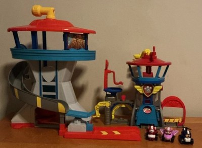 Nickelodeon PAW Patrol Watch Tower, Air Rescue And 3 Figures In Vehicles