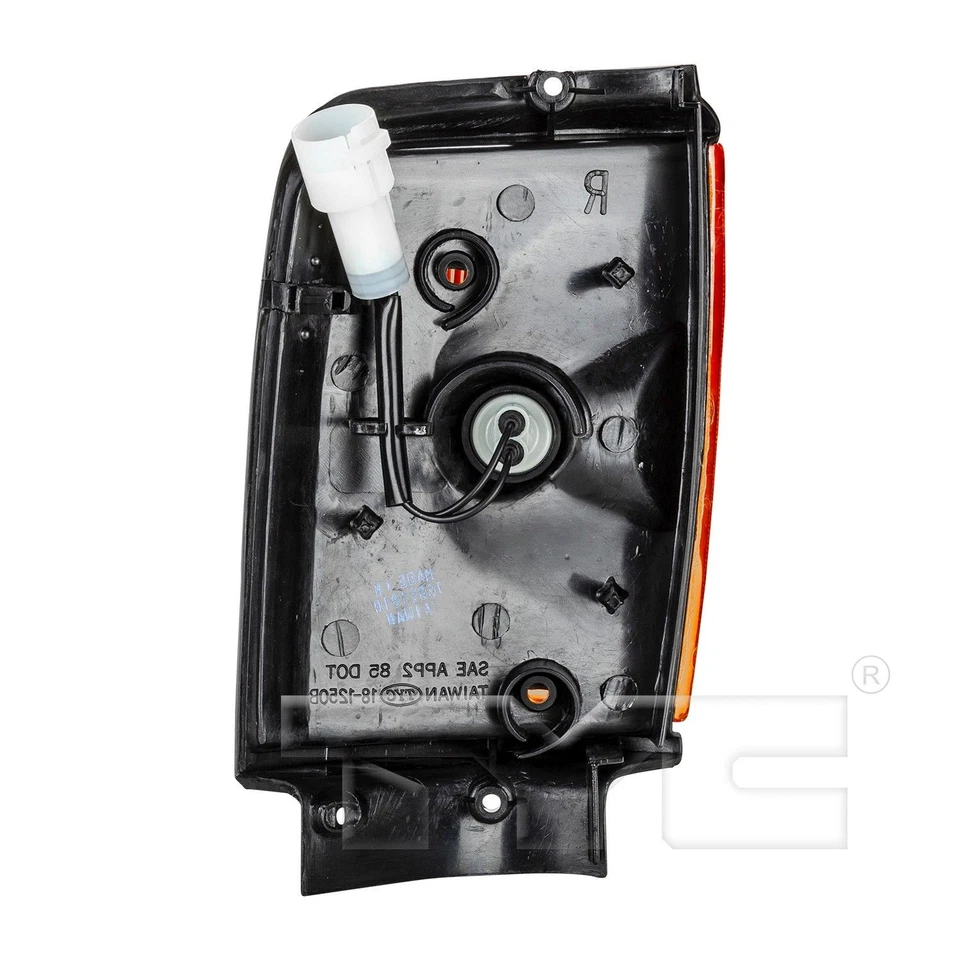 Conjunto de luces de estacionamiento/esquinas TYC 18-1251-00 para camioneta Toyota 84-86 Foto 2 de 4