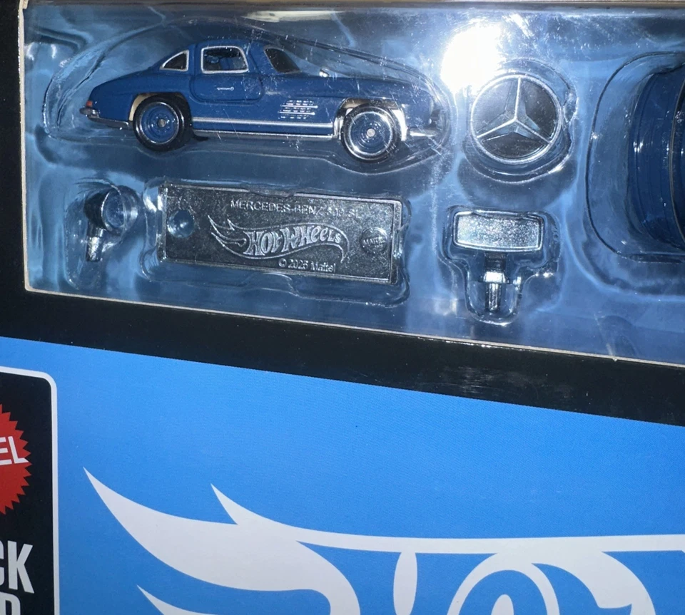 Mattel Brick Shop Hot Wheels Mercedes-Benz 300 SL (1600 piezas) y transporte en equipo Foto 2 de 4