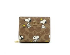 Coach X Peanuts Snap Wallet In Signature Canvas With Snoopy Print CBN32