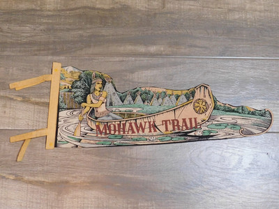 Vintage Antique 1930s MOHAWK TRAIL Mass. USA Travel Tourist Pennant Flag 23 x 9