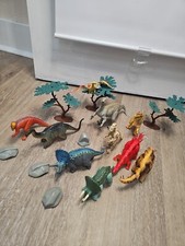Lot Of 10 Hard Plastic Dinosaur Figurines Plus Fake Rocks And Trees
