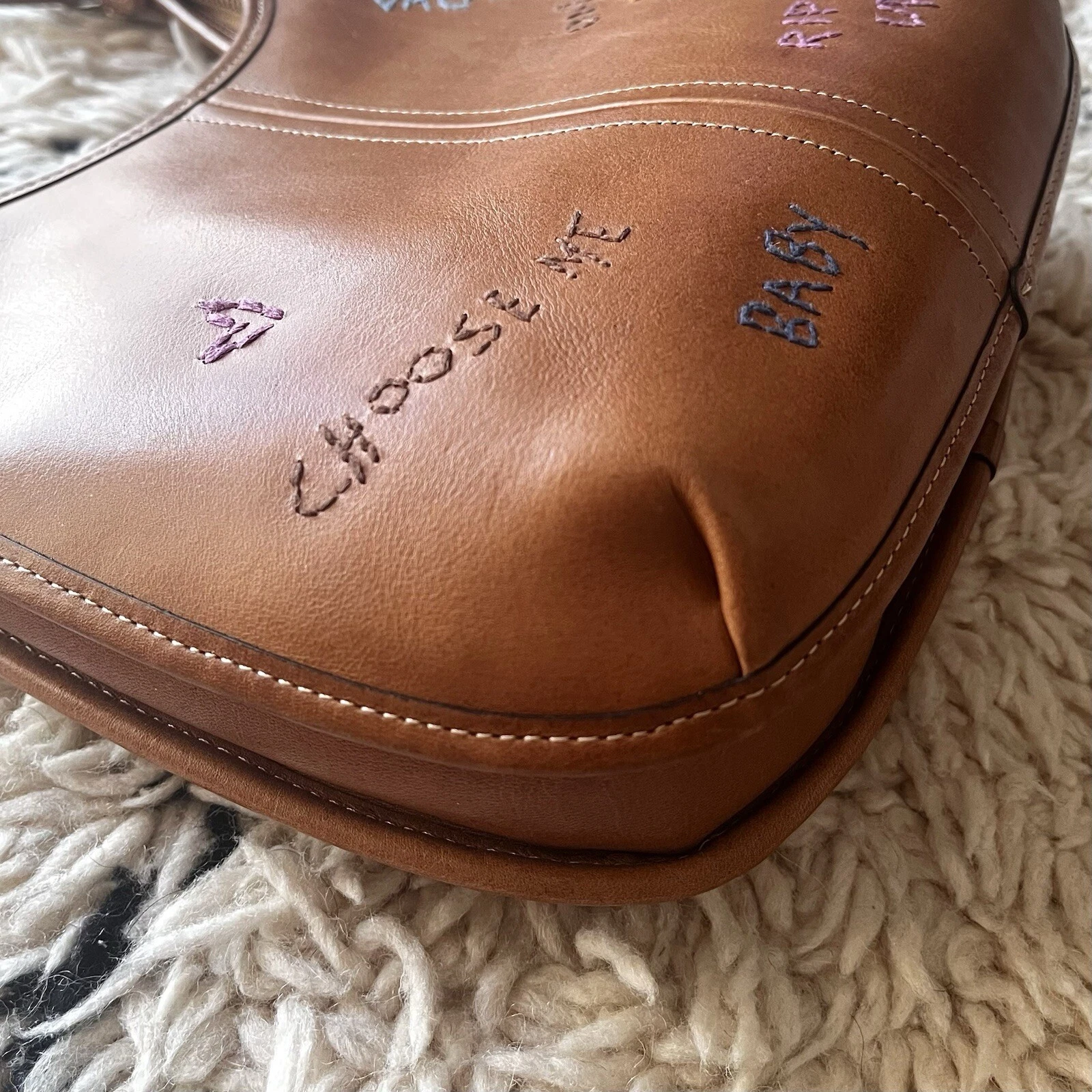 Borsa hobo Coach Forever Ergo con tracolla ricamata C4473 pelle marrone cammello