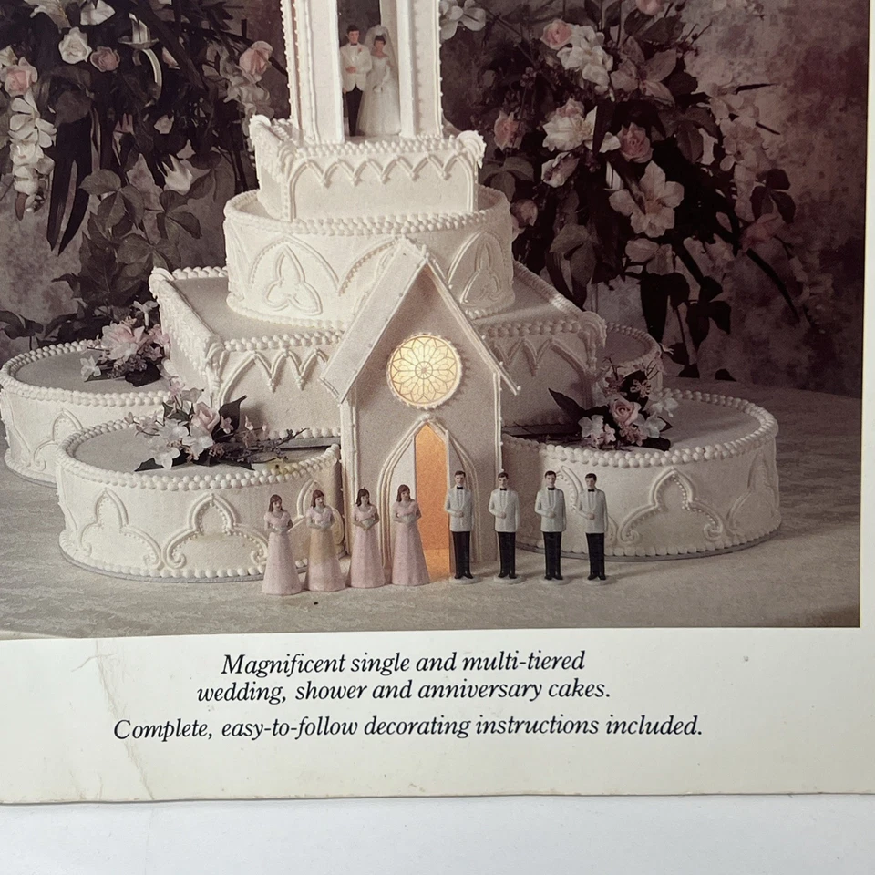 Wilton A Wilton Album Wedding Cakes Paperback Decorating Instructions Vintage Foto 2 de 4