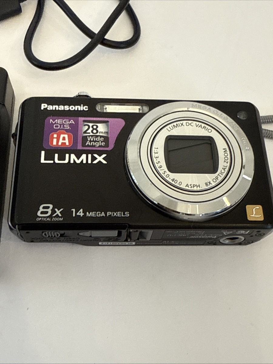 Panasonic LUMIX DMC-FH20 14.1MP 8x Optical Digital Camera Black