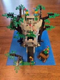 Lego Forestmen. All 7 original series sets. 6066,6054,1974,6077,1680,1877,6071
