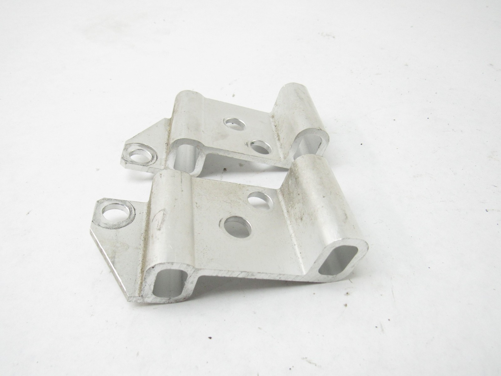 Audi R8 2011 Convertible Right Left Upper Support Mount Bracket Set 08-12 ; :A