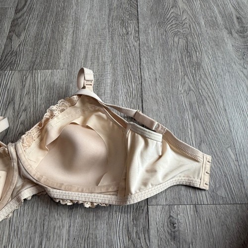 Wacoal 34DDD Beige Lace Trim Underwire Bra Comfortable Everyday Support nursing - Picture 3 of 5