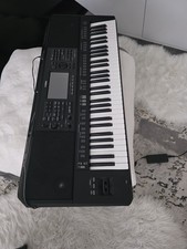 Yamaha PSR-SX720 Digital Arranger 61-Key Professional Keyboard, MINT CONDITION