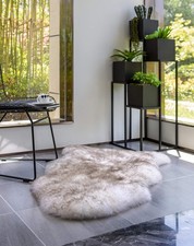 New Zealand Sheepskin Area Rug   Genuine Fluffy Wool, Multiple Sizes, Bedroom...