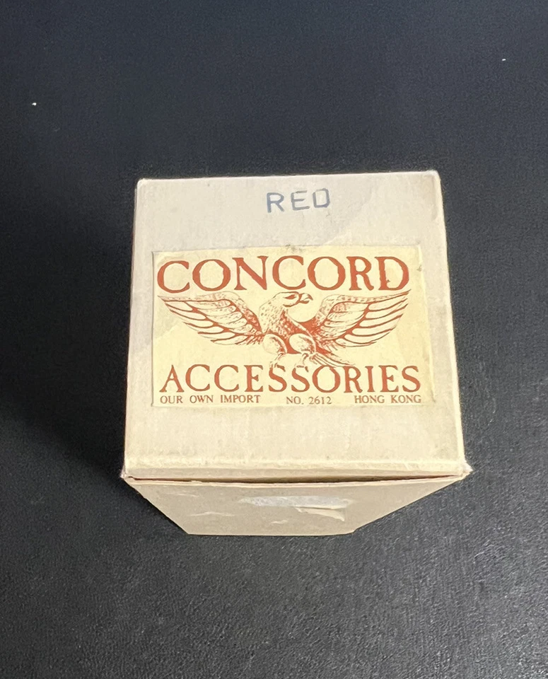 Dollhouse Miniature Lamp - Non Electric - Plastic Made by Concord - Image 4 of 4