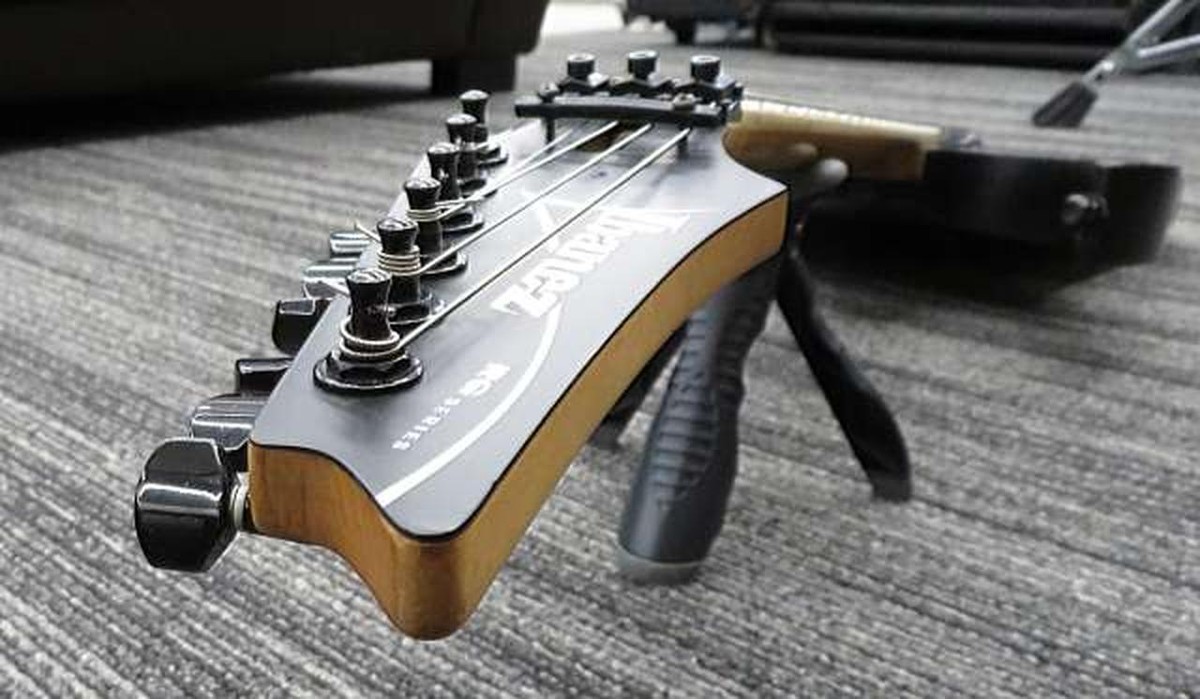 【週末値下】Ibanez エレキギター RG320E フロイド/EMG ブラック 1879Ibanez-RG320EXZ-BKF-