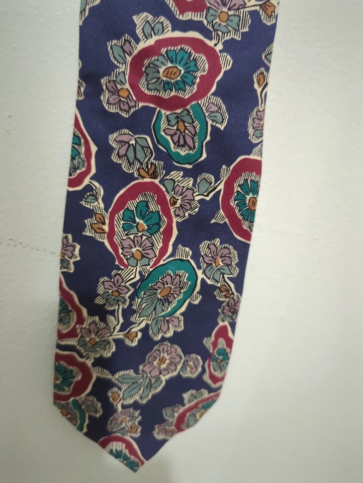 Corbata vintage Boston Traders patrón floral azul marino 100 % algodón Foto 2 de 4