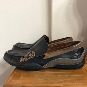 Skechers Phoenix 2025