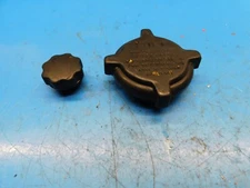 GAS OIL CAP SET FOR McCULLOCH CHAINSAW 73   ---   BOX 2248 W