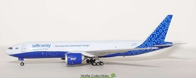 1:400 Phoenix Models Silk Way West Airlines B 777-200 VP-BMG 92046 PH412038