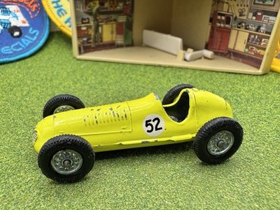 1965 Matchbox Lesney Maserati 4CL T/1948 No. 52-A Yellow Formula