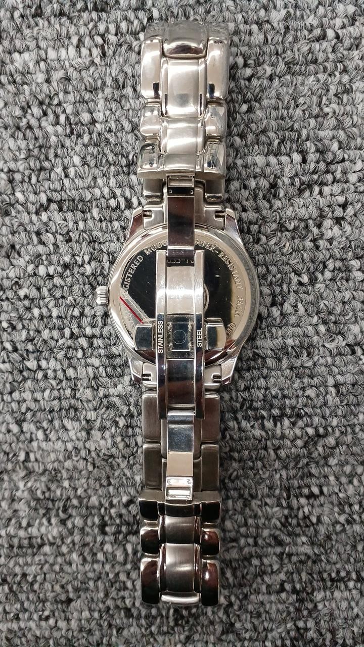 FENDI Quartz Analog Unisex Watch 3 Months Guarantee Used thumbnail 4