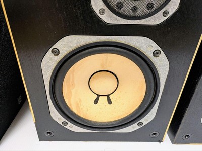 Yamaha NS-100M 3-Way Bookshelf Speakers w/Matching Serial