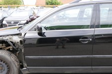 VW Passat 3B 3BG Kombi + Limo Tür vorne links Fahrertür schwarz L041 uni