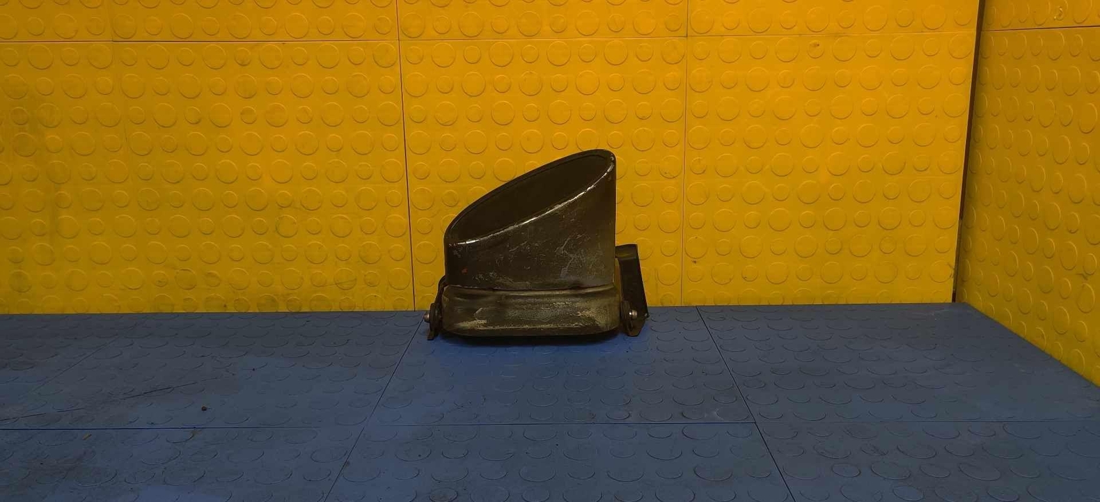 06 07 08 09 BENTLEY Continental GT Left Exhaust Muffler Tip OEM 3W0253681D
