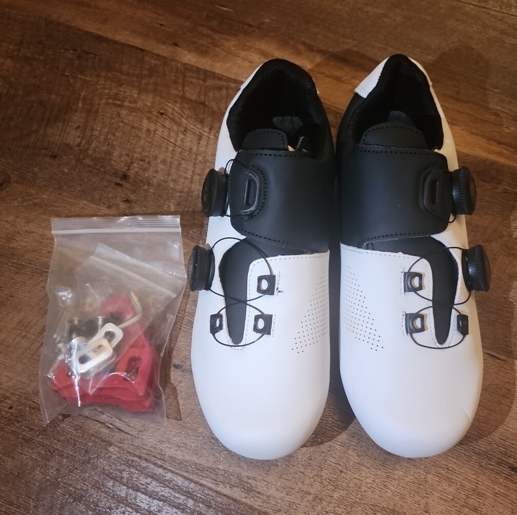 Chaussures Cyclisme Intérieur Supnumu Taille 7.5 (EU 38) Avec Crampons