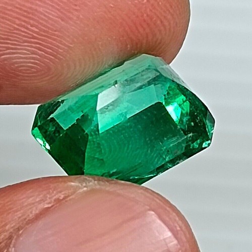 7.56 CT GIA CERTIFIED Natural Zambian Emerald Octagon Top *Fast Delivery 5*Grade - Picture 6 of 6