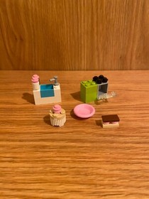 Retired LEGO FRIENDS: Stephanie's Outdoor Bakery (3930), Manual, Complete Set