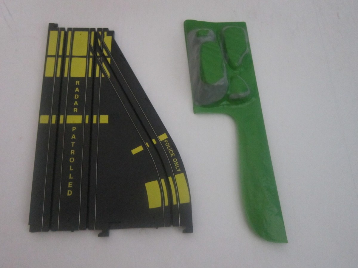 1981 AFX Radar Trap Slot Car Track Section with Mountain Aurora