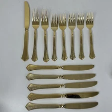 WM Rogers Korea Stainless Gold Electroplate Flatware Silverware Shell Knife Fork