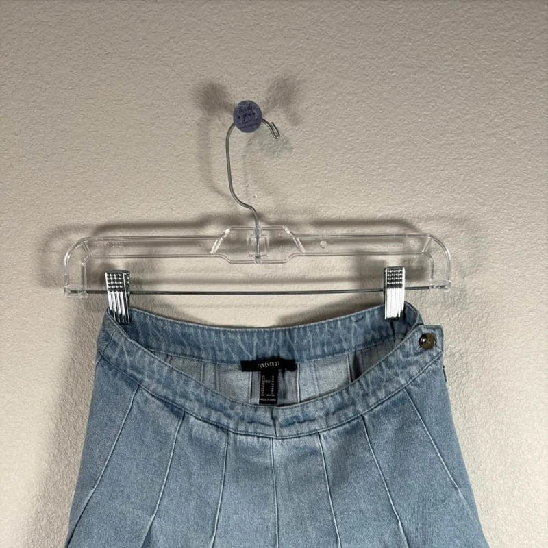Minifalda plisada de mezclilla azul para mujer Forever 21 Y2K estética talla M Foto 2 de 4