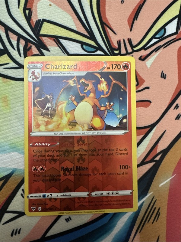 Pokémon TCG Charizard Reverse Holo Card 025/185 Vivid Voltage