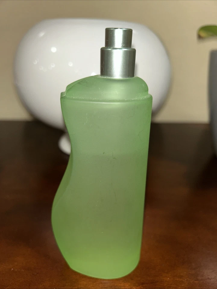 Escada Sport Country Weekend 3,3 OZ spray bajo relleno sin caja Foto 2 de 2