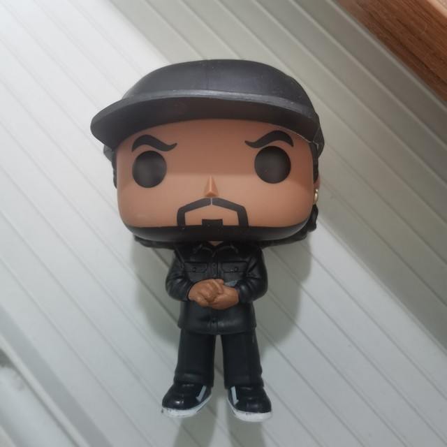 Ice Cube O Shea Jackson Rap Hip Hop POP Rocks#160 Vinyl Figure Funko Without Box Ice Cube O Shea Jackson Rap Hip Hop POP Rocks#160 Vinyl Figure Funko Without Box
