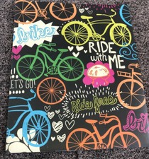 STAPLES Memory Lane. FASHION 2 POCKET POLY FOLDER. New With Tags