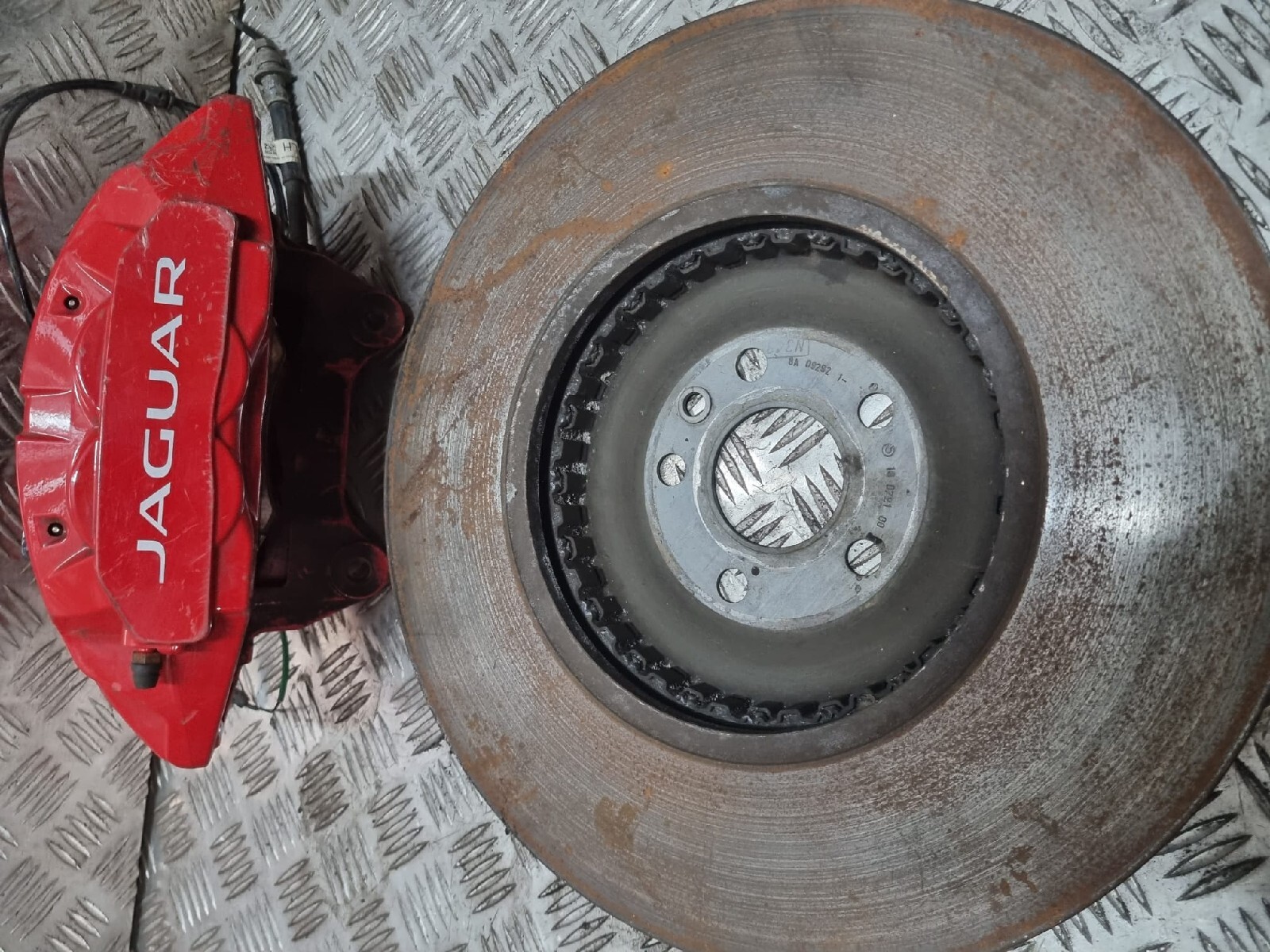 Jaguar FPace Fpace SVR Red BRAKES CALIPER SET DISC CALIPERS eBay