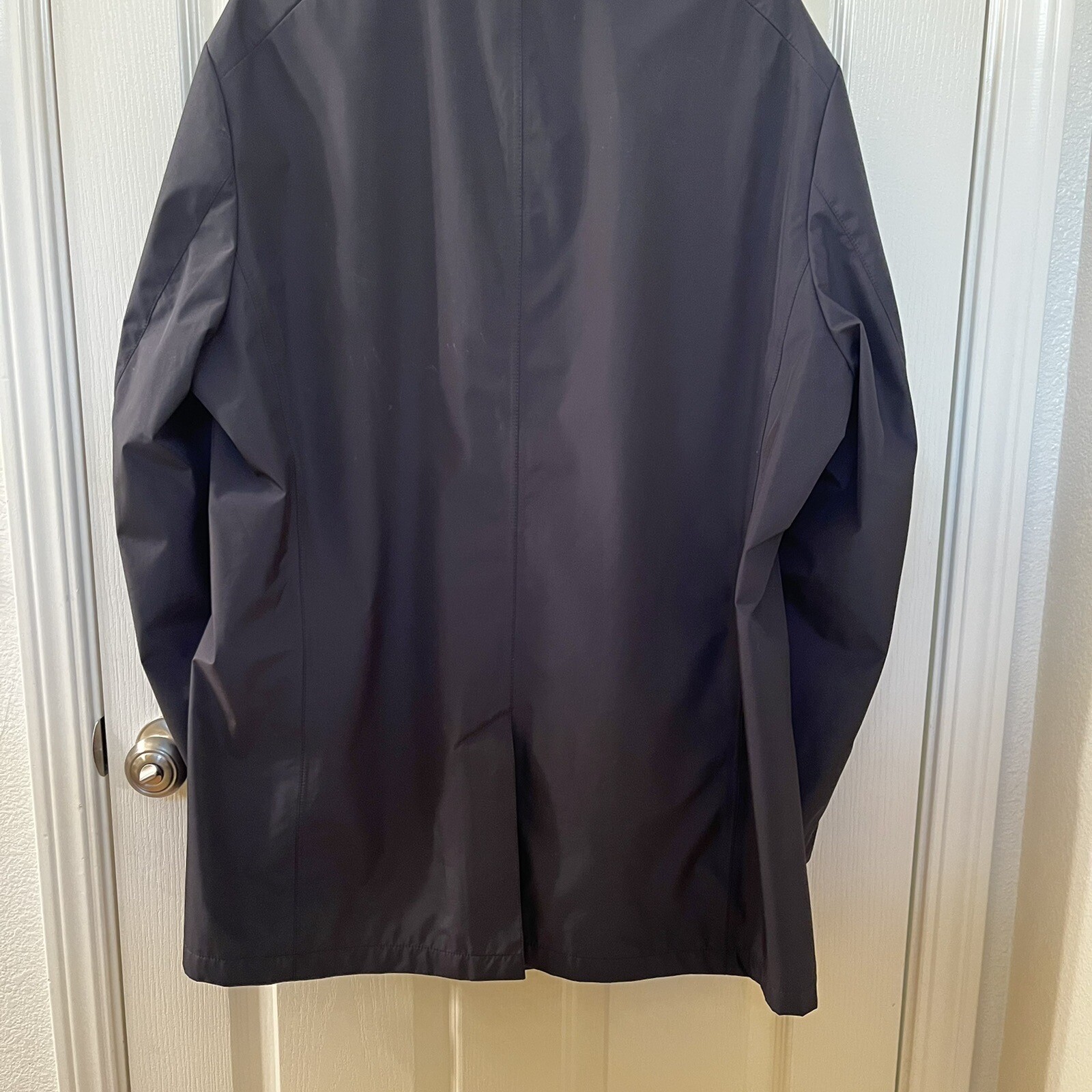 Robert Graham Black Lightweight Softshell Windbre… - image 17