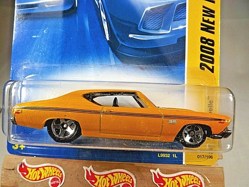 2008 Hot Wheels #17 New Models 17/40 '69 CHEVELLE Yellow Variation w/5 Spokes - Picture 2 of 5